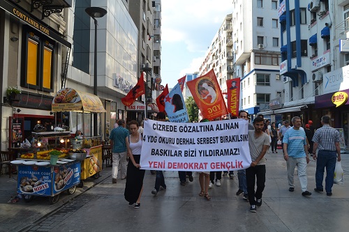 YDG İzmir gözaltıları protesto 2