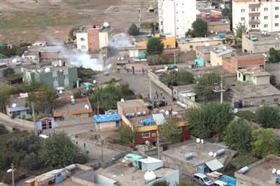 cizre-de-izinsiz-gosteriye-polis-mudahale-ett-4080565 o