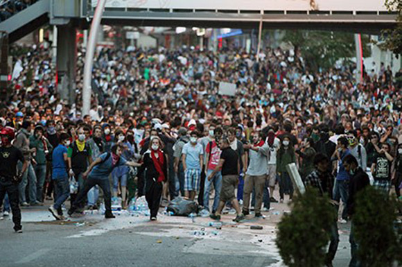 gezi isyani 3 yasinda