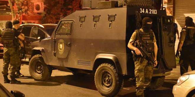 İstanbulda ev baskınları 8 kisi