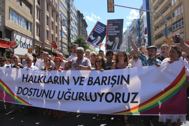 vedat turkali icin konusan aydinlar